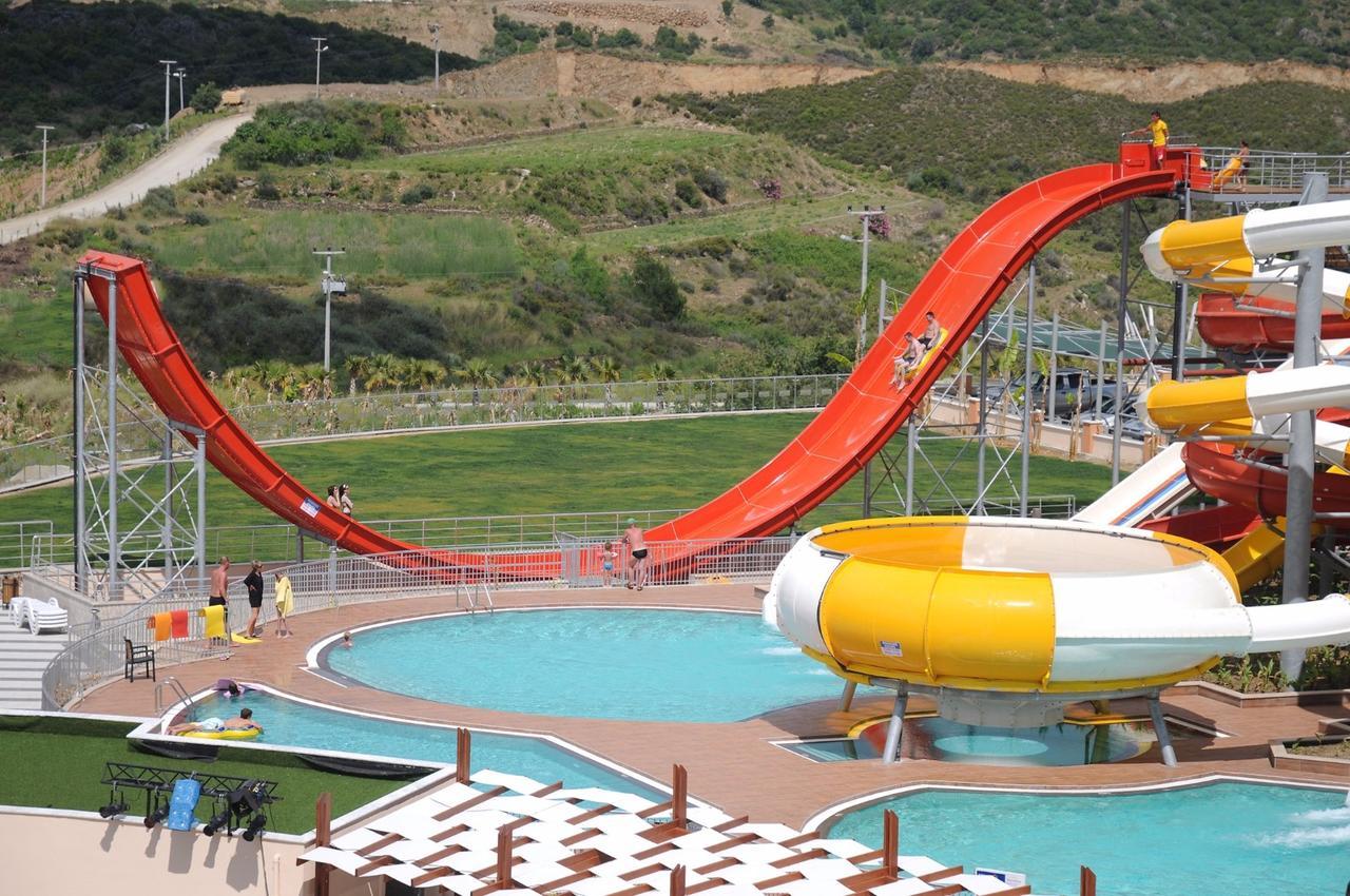 אלאניה Goldcity Hotel מראה חיצוני תמונה
