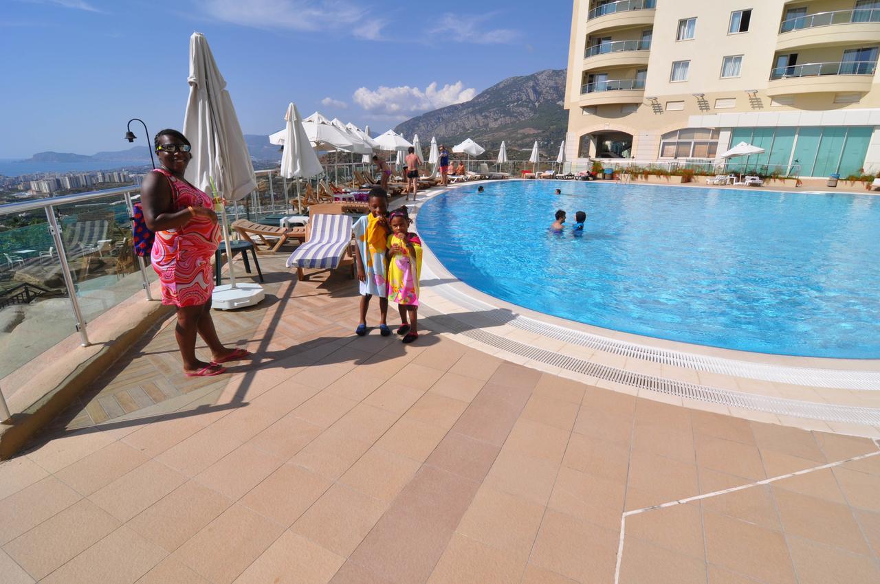 אלאניה Goldcity Hotel מראה חיצוני תמונה