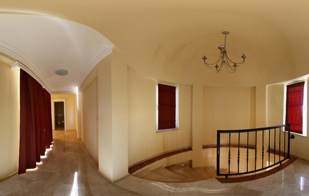 אלאניה Goldcity Hotel מראה חיצוני תמונה
